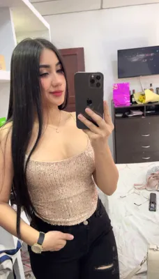 Nathi from Venezuela — online for free video chat with no sign up on imetzu
